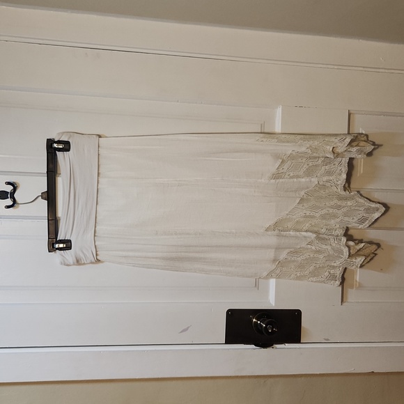 Apt. 9 Women's white skirt - Picture 2 of 5